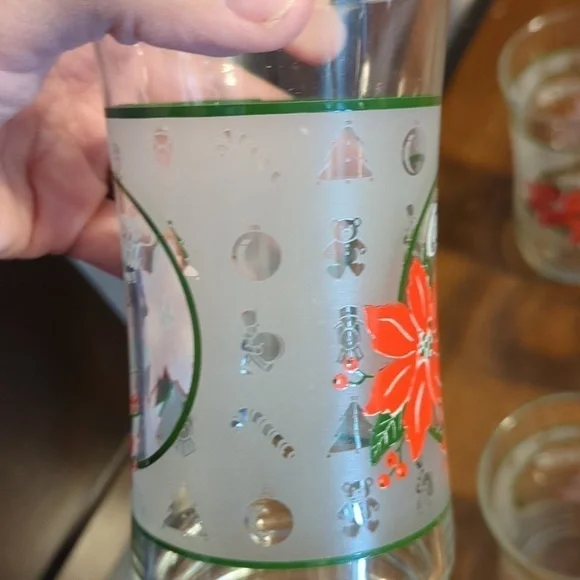 6 Coca-Cola Christmas Holiday Glass drinking Cups 14 oz excellent condition - Picture 7 of 8